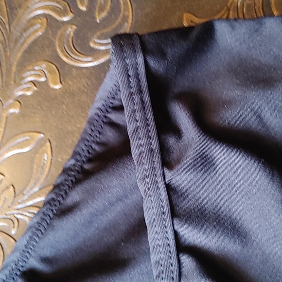 3/$40 Boohoo Sports Bra Sz 10 - Picture 5 of 5